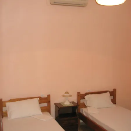 Relaxed Holidays A Few Steps Away From The Sea And With A Sense Of Privacy. * Achílleion
